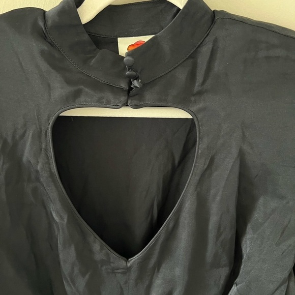 FARM Rio Black Heart Neckline Mini Dress - Picture 3 of 6